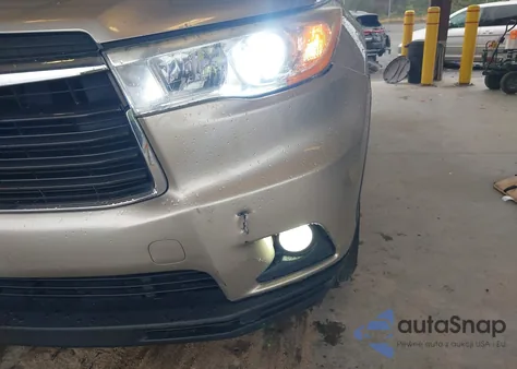 2014 Toyota Highlander Le Plus V6 from USA, damaged, VIN 5TDBKRFH5ES021354